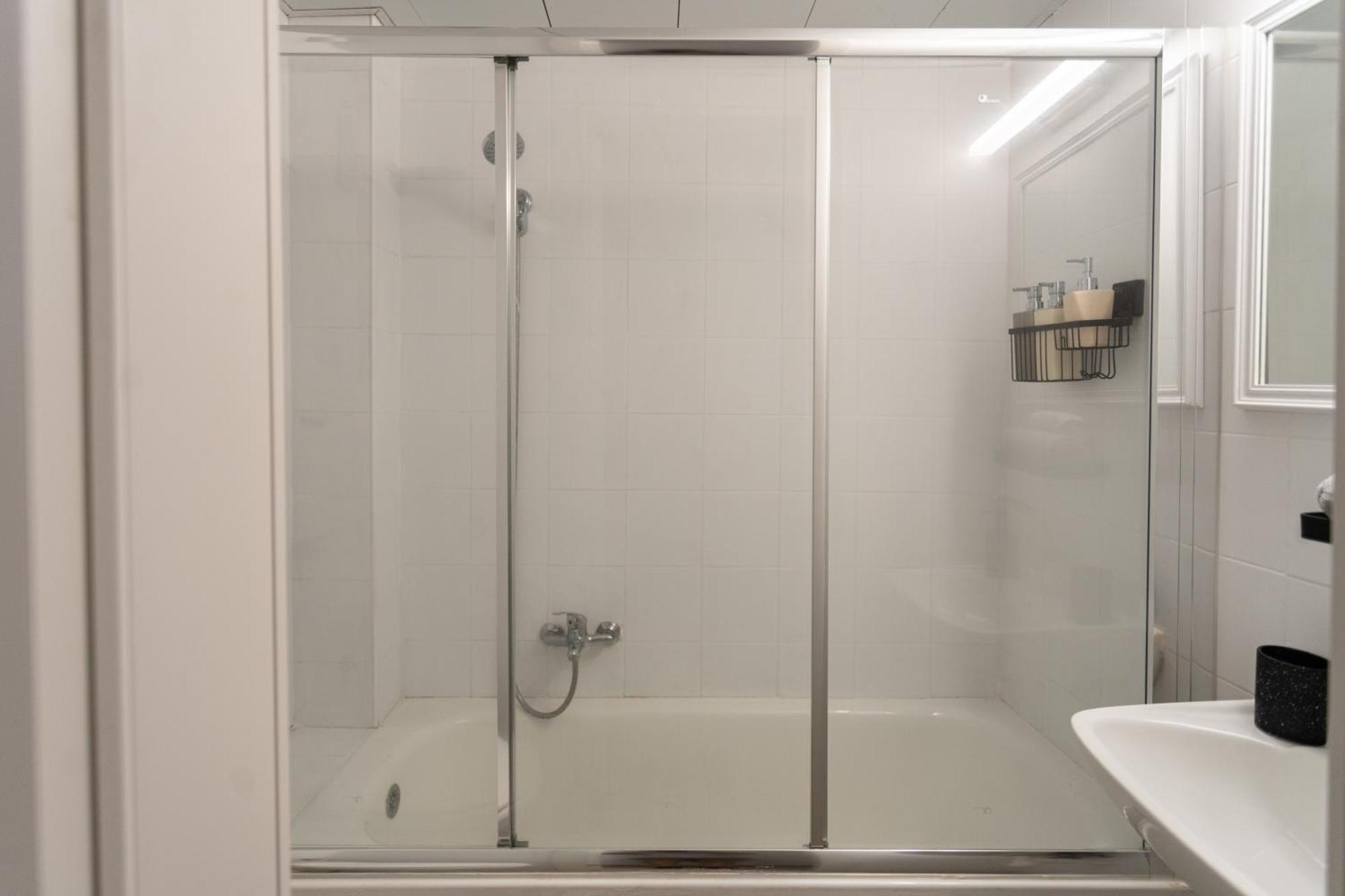 תל אביב Eliezer Ben Yehuda Residence With Shelter מראה חיצוני תמונה